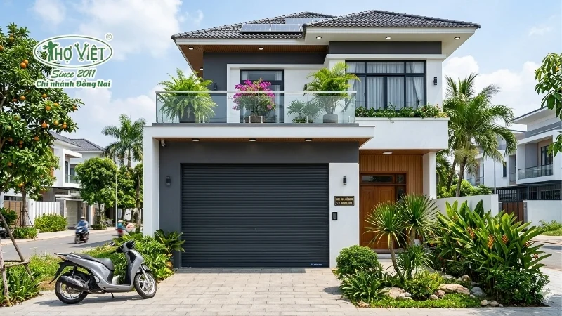 mẫu nhà có cửa cuốn đẹp an toàn