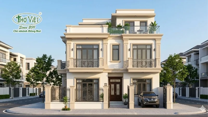 Nhà phố 2 tầng 1 tum tân cổ điển